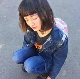 14岁就在dior头排看秀,这个小姑娘真不简单
