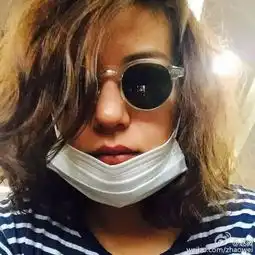 女星自拍比他拍丑杨幂网红脸,陈乔恩有法令纹