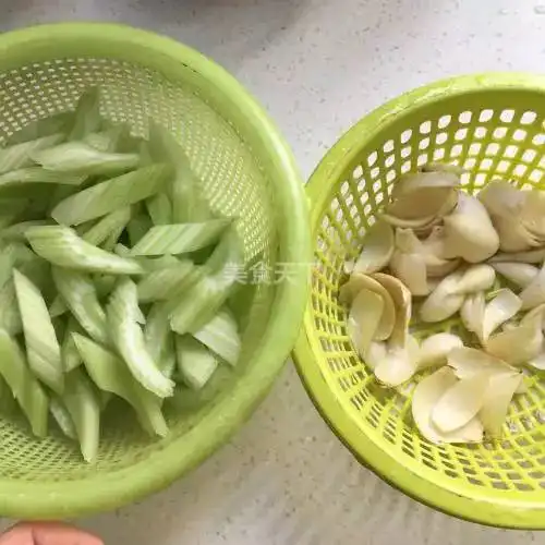 明日早餐