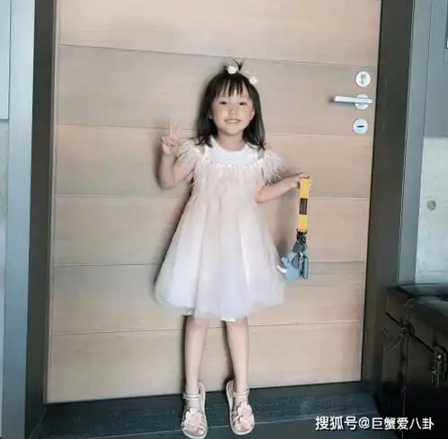 欧弟做客林志颖家,结婚6年说老婆现实,圈外老婆比陈若仪颜值高