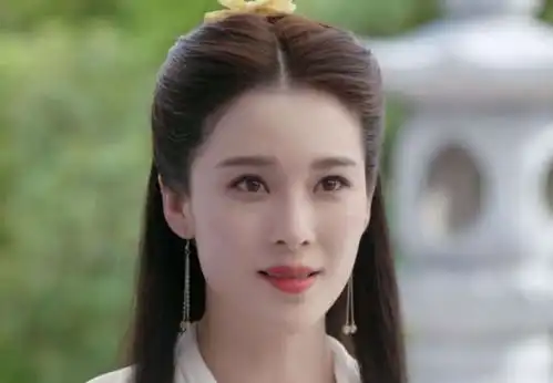 金庸老先生笔下的黄衫女,有读者说是一大败笔,你怎么看待这个角色