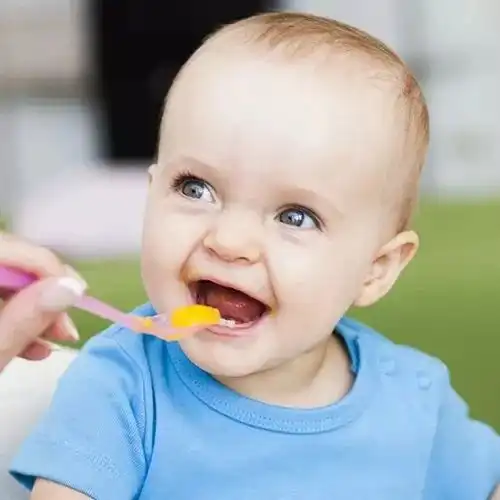 要让宝宝不挑食,这3个关键期需把握好