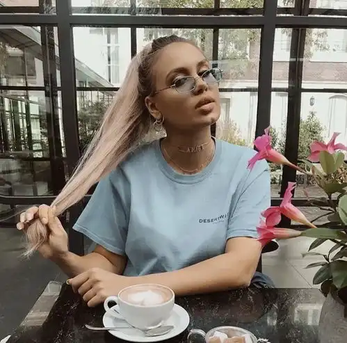s欧美女头