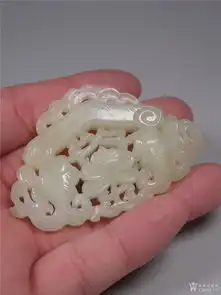 和田青白玉双鱼莲花大提头佩