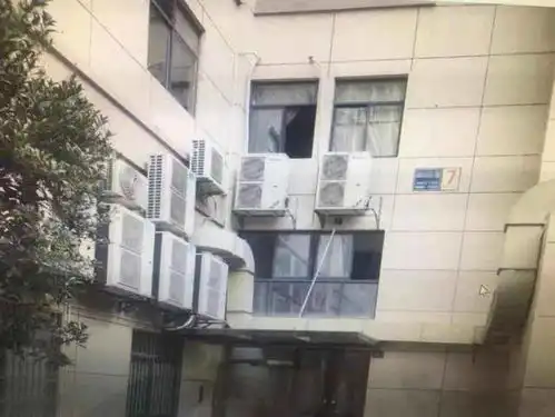 我岂不是白忙活了女房产中介很生气,后果很严重,结局很意外