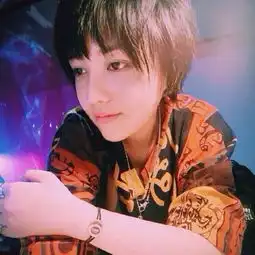 美女纹身师走红高颜值撞脸吴亦凡范晓萱7814985搜狐时尚频道图片库大视野搜狐