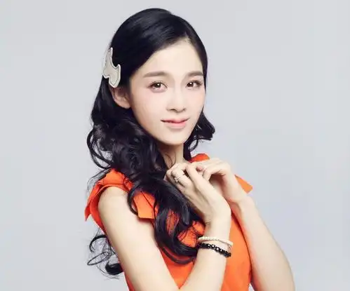 中戏校花气质佳人曾获最佳上镜皇后奖
