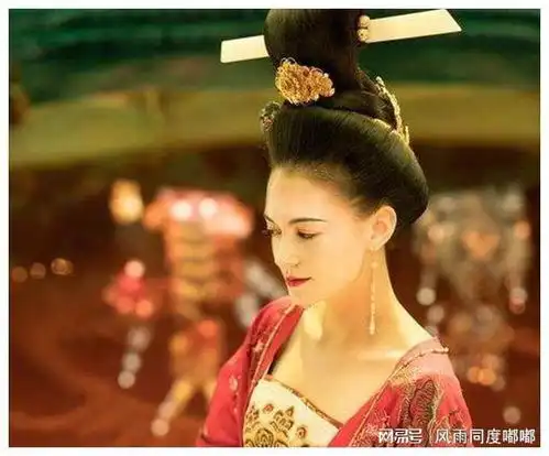 唐中宗软弱无能,皇后韦氏却是野心勃勃,一心想当女皇帝