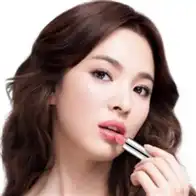 美女爱口红qq头像