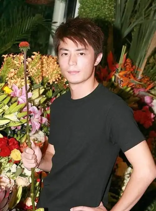 白莲花教主霍建华的香艳情史