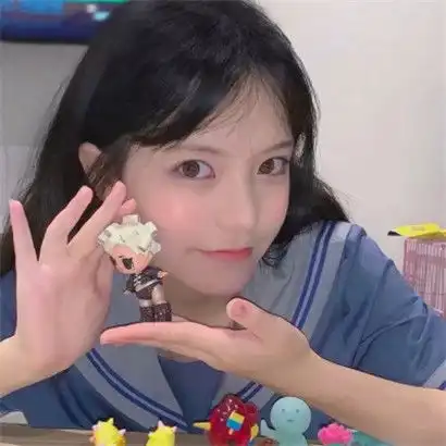 女生头像可爱搞怪,你是我不能涉及的梦看看就行了
