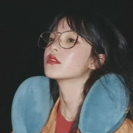 qq女生四人闺蜜头像四张每人一张,随便你使用不撞头了
