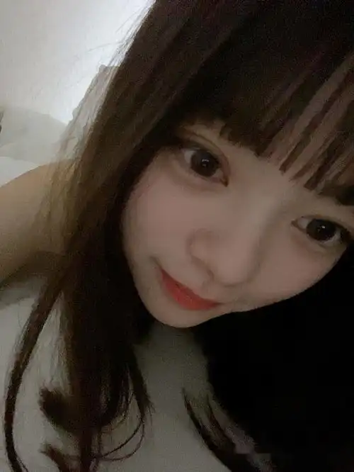 lol新晋女神火了颜值超越巴西女辅助,网友看到照片直呼恋爱了
