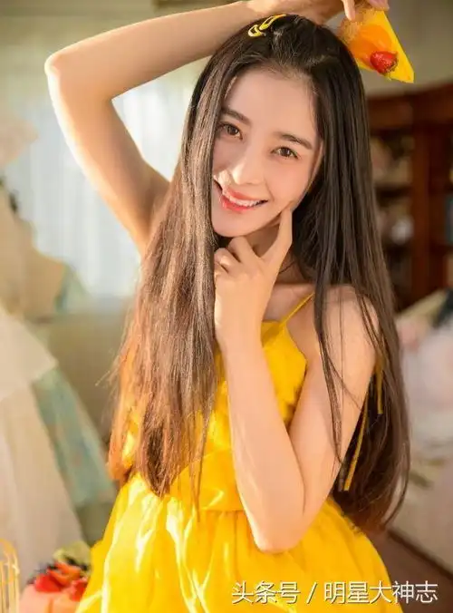 曾是模特,合作张含韵男友大火,新剧将播颜值秒杀女主关晓彤