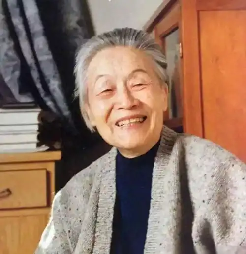 给所有男人一个忠告一个家庭,如果妻子不打扮,不化妆,整日