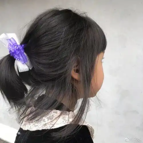 女儿为邓超画像边画边说邓超是丑八怪,邓超晒绘画视频崩溃不已