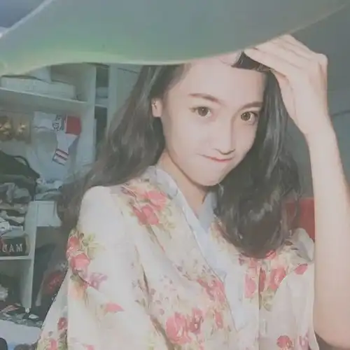 头像努力把日子都填满,别来提醒我多孤单