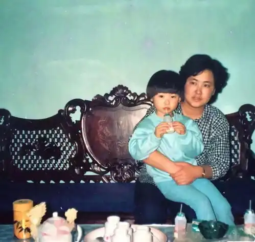 收服法拉利太子爷,入选世界100张最美面孔,朱珠有什么底气