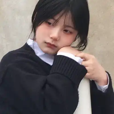 黑暗中有一束光被称为救赎女生头像我要个性网