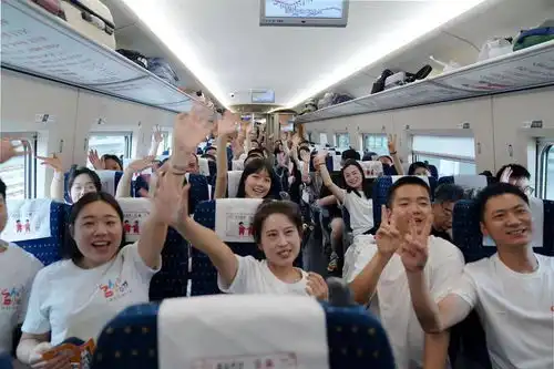 2023年暑运火热启动汉口站发送旅客超2019年同期