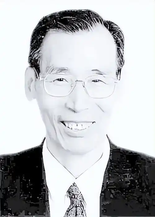 中国最孤独的大使一个人带着一条狗坚守三年,改善生活靠挖野菜