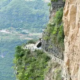 他们私闯桃花源,拍到神秘图片,你敢来吗