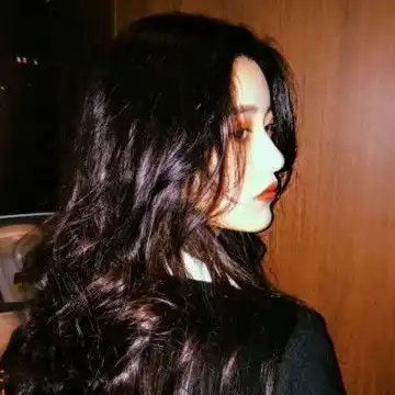 2021最火爆的网红女生头像