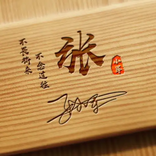 你的微信头像该换换了,33张精致高端画签名头像,喜欢请带走