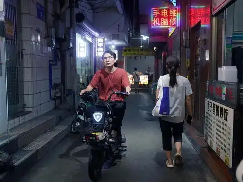 相见丨一叶龙舟,一江乡愁