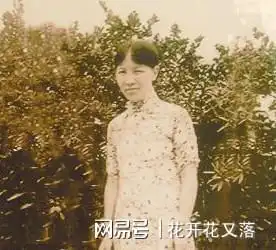 她是贫民窟里走出的女王,离婚只带着4个女儿,10年后名震上海