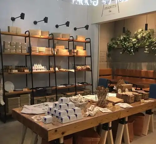 咖啡厅零食古董玩具,日本首家snoopy史努比酒店即将开业