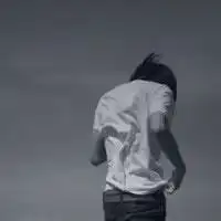 沉默的头像差一点点就成帅哥