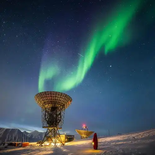 我在北极拍极光,以为遇到了外星人,其实是nasa实验
