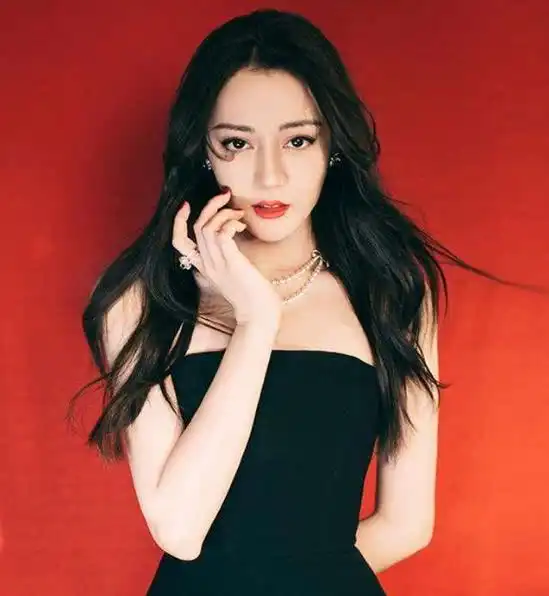 幸福触手可及收视爆表,张馨予却说,收视再高也不和热巴搭档