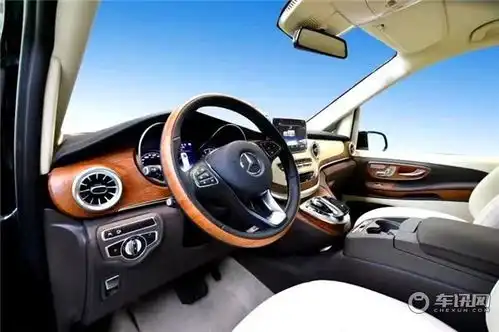福建奔驰v260l高顶商务车,铂驰维努斯全隔断四座版
