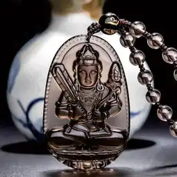 专属十二生肖的守护神吊坠,每一款都是开光真品,很灵