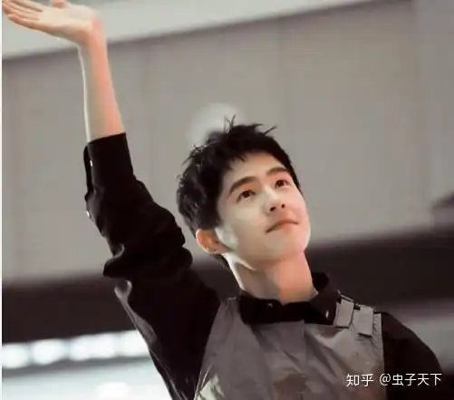 刘昊然也考编考的什么编是背靠大树好乘凉吗