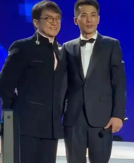 818辛有志十月二十九号怎么被封号的