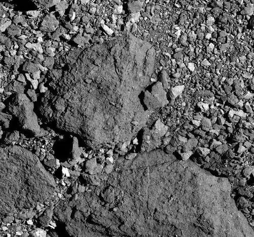 视觉冲击小行星本努在nasa的3d影像中呈现出绚丽多彩的色彩