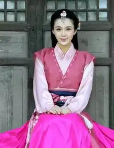 农村出身,长得不比赵丽颖差,却是芒果台唯一没捧红的女明星