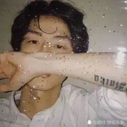再也不用为撞头像烦恼了,给你们几组超小众的情侣头像