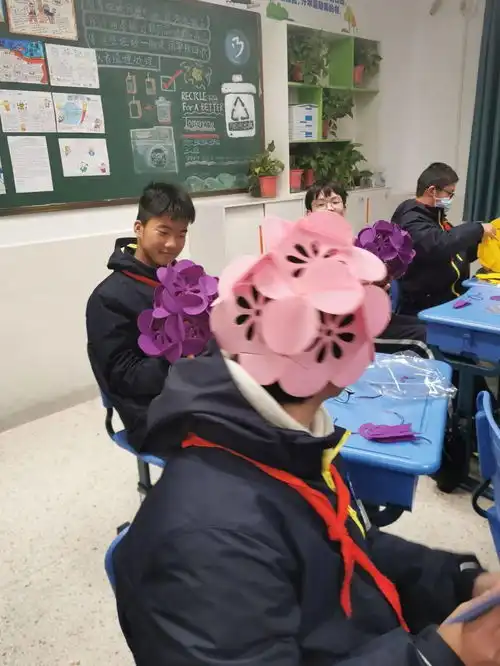 初一8班正月十五闹元宵