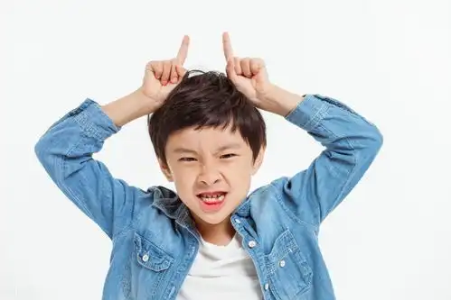 孩子太调皮老闯祸别动手整体养育抓大放小,长大后才更有格局