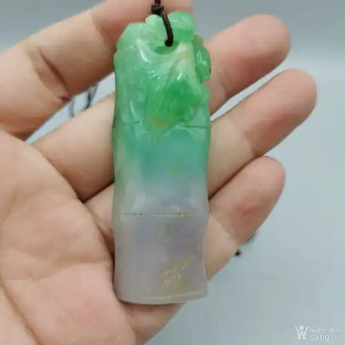 翡翠竹节白菜吊坠百财翠玉挂件