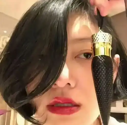 汪小菲催生马筱梅,威胁孩子继承权大s火冒三丈,重申不许见子女