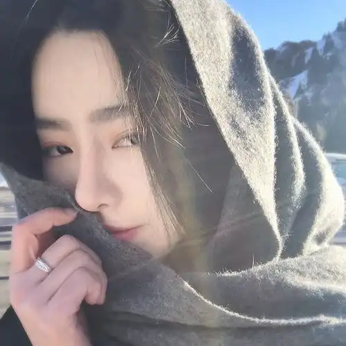 rela热拉的姑娘