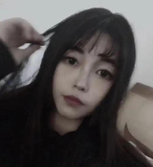 女主播第一人虎牙玄策获王者荣耀104星,看到真容,网友我服了