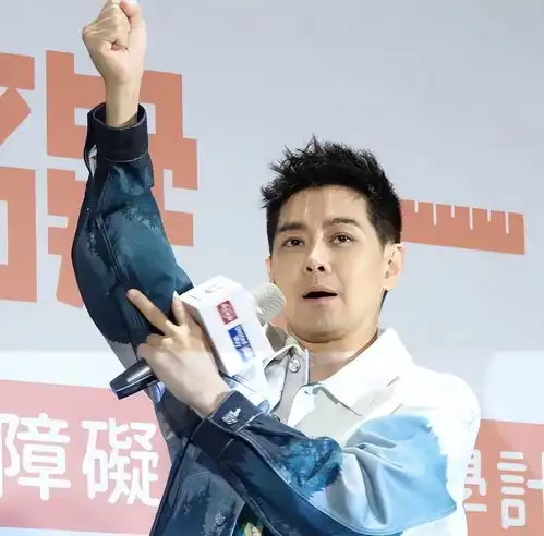 林志颖首度露出脸部伤疤,承认车祸后眼睛模糊两周,理解能力变差