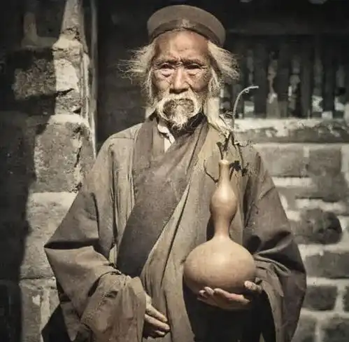 民国时代真实的道士照片身处乱世,有的隐居山林,有的下山救世
