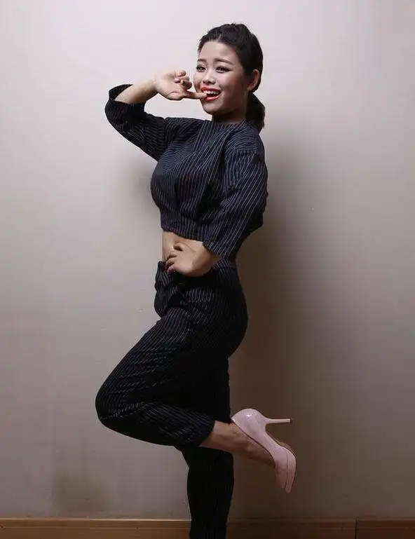女大十八变越变越好看,王莎莎的成长亲身验证这一真理